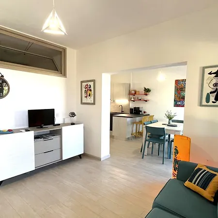 아파트 Casa Soliana Ampio Per 6 Fiber & Wifi *